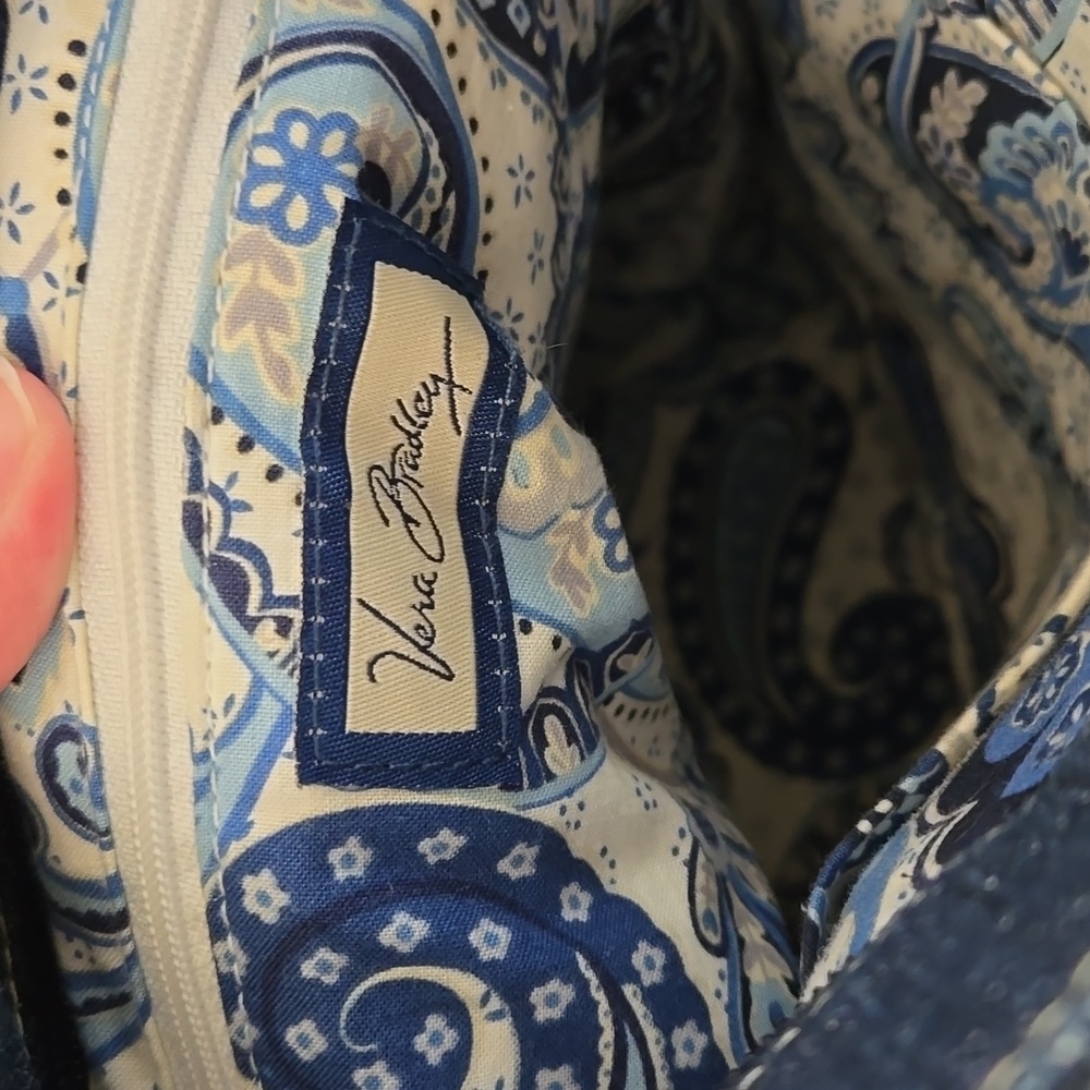 Vera Bradley Bag - Picture 10 of 12